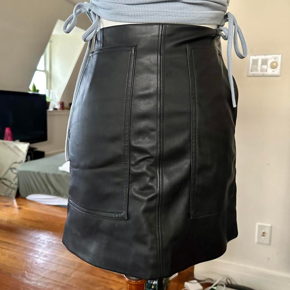 H&M black faux leather mini skirt